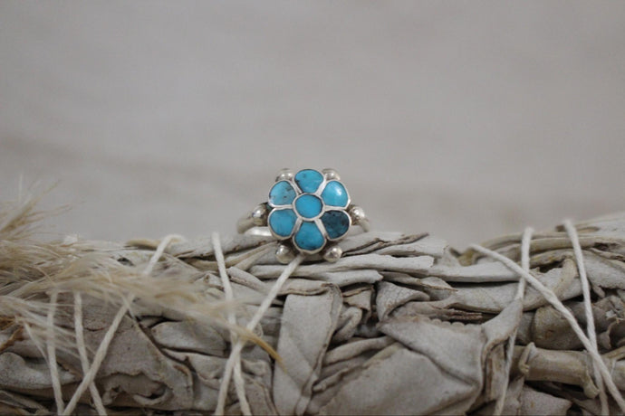 Zuni Flower Ring