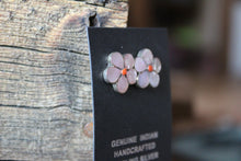 Load image into Gallery viewer, Pink Shell Flower Studs