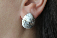 Load image into Gallery viewer, White Howlite Concho Earrings