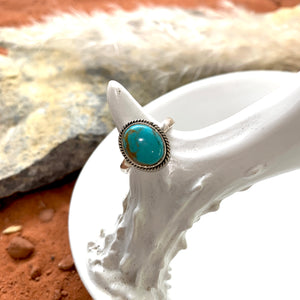 Classy Turquoise Ring
