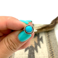 Load image into Gallery viewer, Simple Turquoise Ring