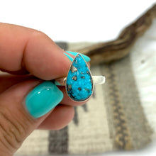 Load image into Gallery viewer, Turquoise Teardrop Ring
