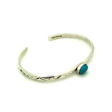 Load image into Gallery viewer, Dainty Turquoise Stone Bracelet