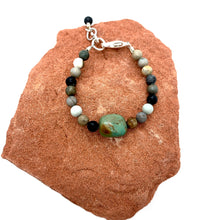 Load image into Gallery viewer, Pebble stone Baby Bracelet