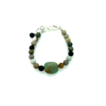 Load image into Gallery viewer, Pebble stone Baby Bracelet