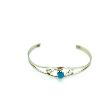 Load image into Gallery viewer, Simple Turquoise Bracelet
